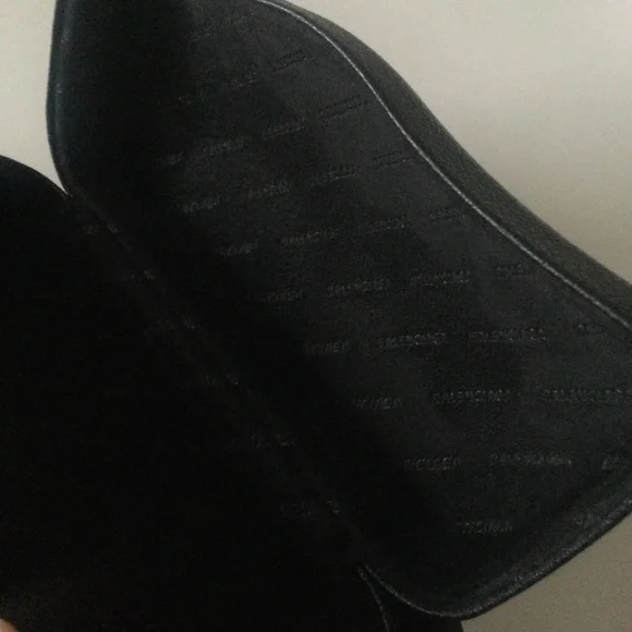 BALENCIAGA EXTRA LARGE BLACK LEATHER SUNGLASSES CASE WITH DRAWSTRING POUCH NEW - Picture 9 of 10